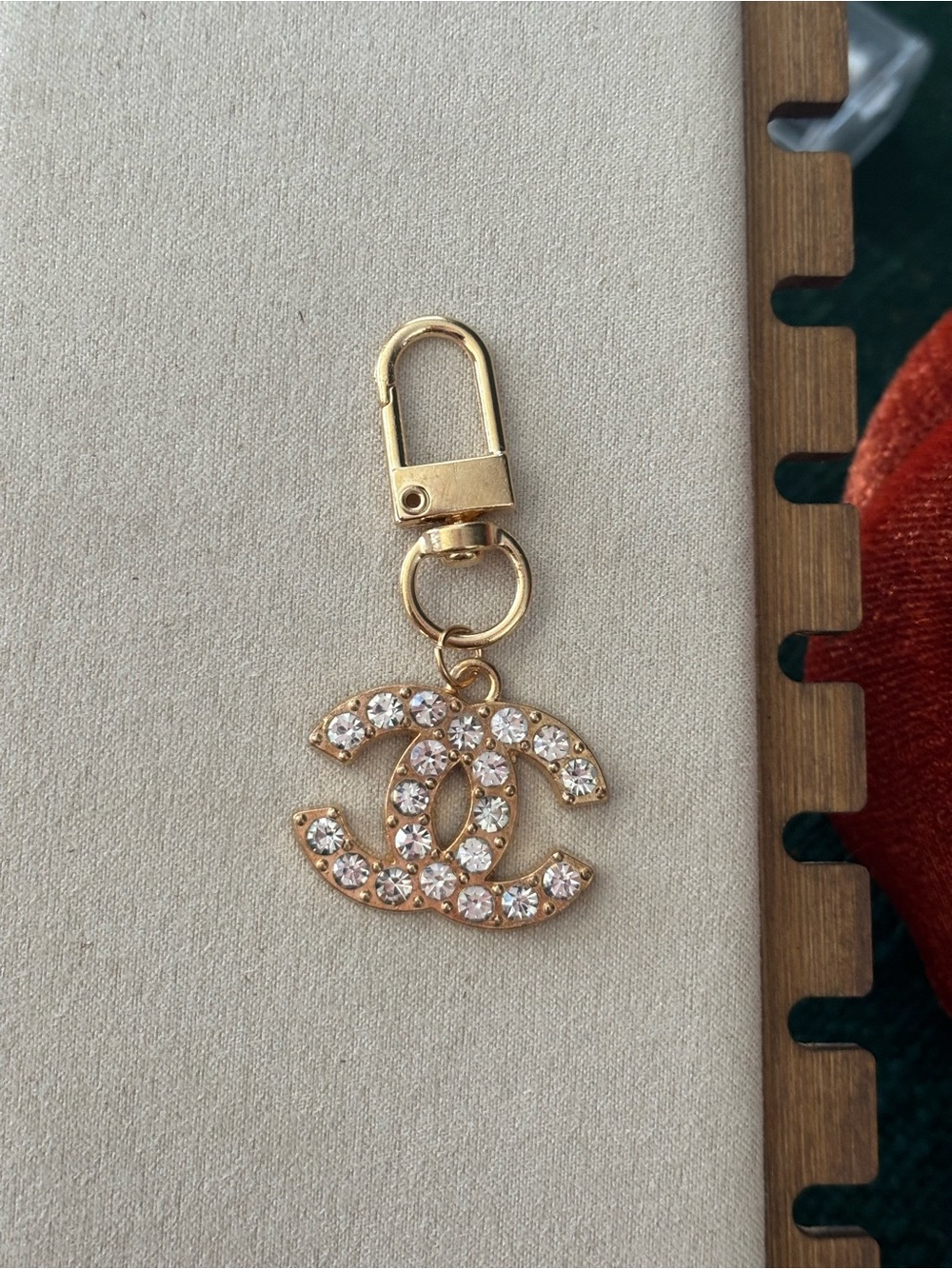 Crystal Double-C zip tag  in Goldtone